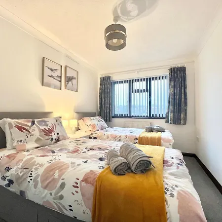 3 Bedroom House - Sandown Esterno foto